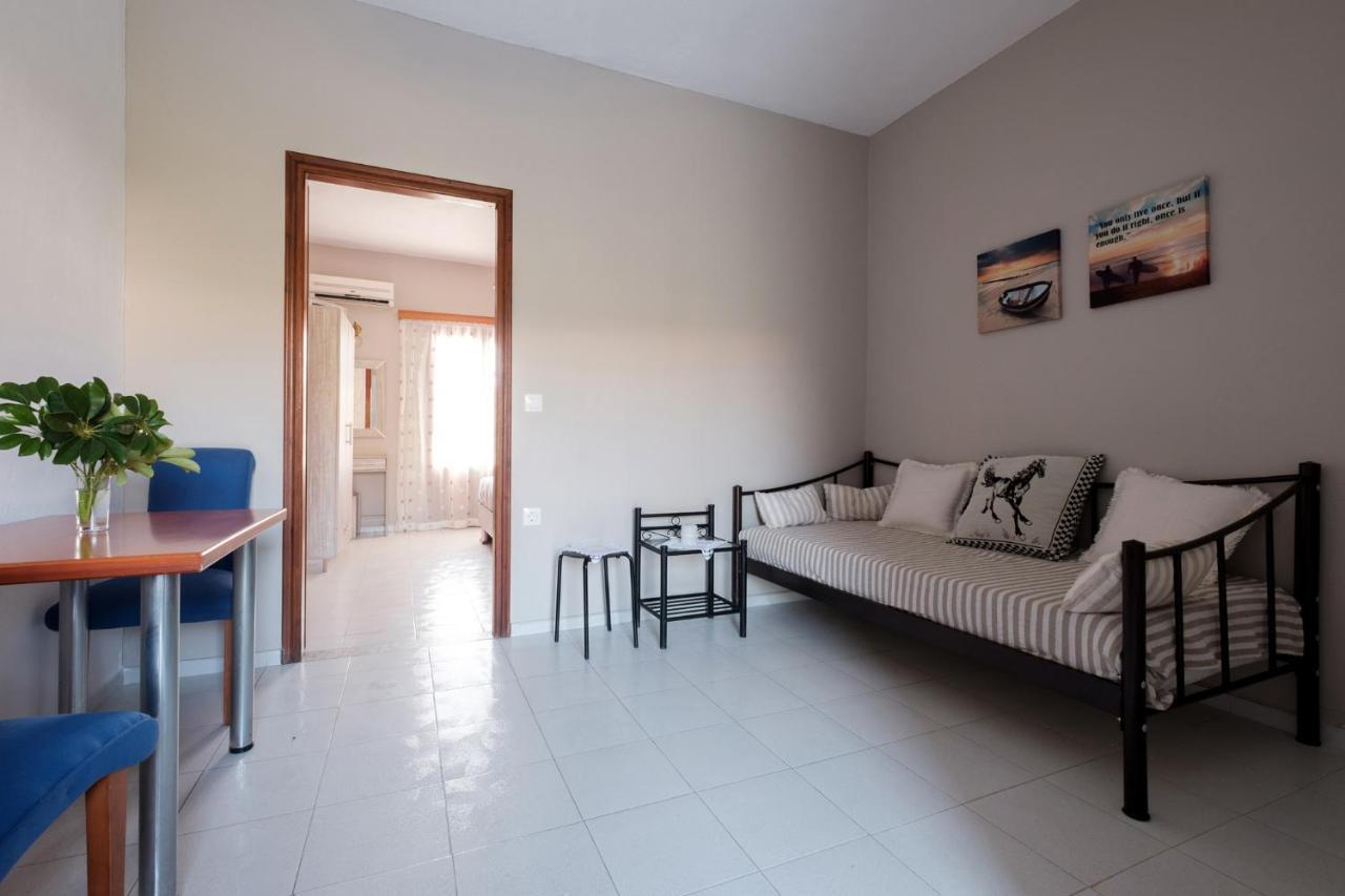 Hotel Club Maria Sidari Sidari  Exterior photo